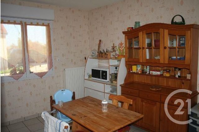 maison à louer - 4 pièces - 108.6 m2 - BIOZAT - 03 - AUVERGNE - Century 21 Lefèbvre Immobilier
