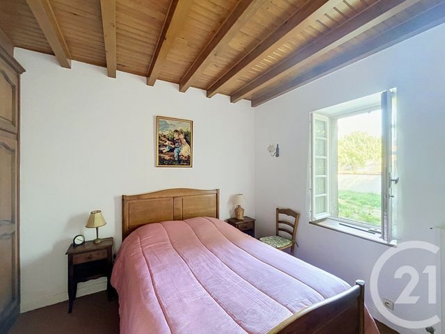 maison à vendre - 5 pièces - 107.0 m2 - LE MAYET D ECOLE - 03 - AUVERGNE - Century 21 Lefèbvre Immobilier