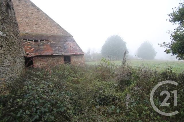 maison à vendre - 1 pièce - 259.25 m2 - MARCILLAT - 63 - AUVERGNE - Century 21 Lefèbvre Immobilier