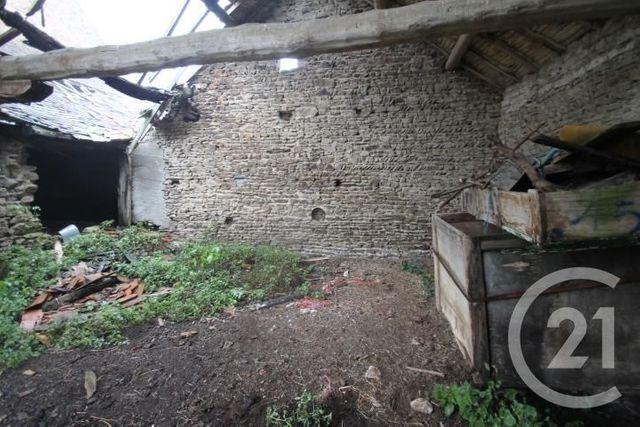 maison à vendre - 1 pièce - 259.25 m2 - MARCILLAT - 63 - AUVERGNE - Century 21 Lefèbvre Immobilier