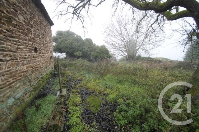 maison à vendre - 1 pièce - 259.25 m2 - MARCILLAT - 63 - AUVERGNE - Century 21 Lefèbvre Immobilier