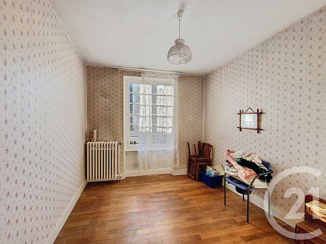 maison à vendre - 4 pièces - 71.1 m2 - EBREUIL - 03 - AUVERGNE - Century 21 Lefèbvre Immobilier