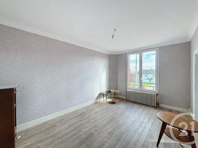 maison à vendre - 7 pièces - 140.0 m2 - BELLENAVES - 03 - AUVERGNE - Century 21 Lefèbvre Immobilier