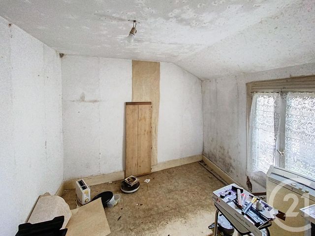 maison à vendre - 6 pièces - 157.2 m2 - GANNAT - 03 - AUVERGNE - Century 21 Lefèbvre Immobilier