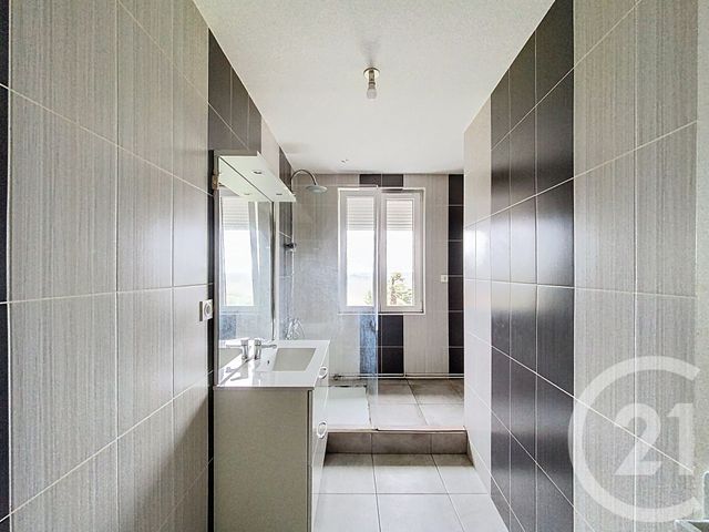 maison à vendre - 5 pièces - 112.82 m2 - CHAPTUZAT - 63 - AUVERGNE - Century 21 Lefèbvre Immobilier