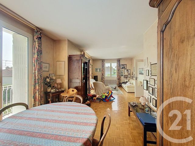 maison à vendre - 6 pièces - 154.75 m2 - GANNAT - 03 - AUVERGNE - Century 21 Lefèbvre Immobilier