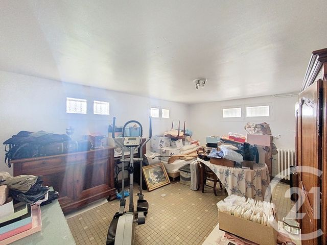 maison à vendre - 6 pièces - 154.75 m2 - GANNAT - 03 - AUVERGNE - Century 21 Lefèbvre Immobilier