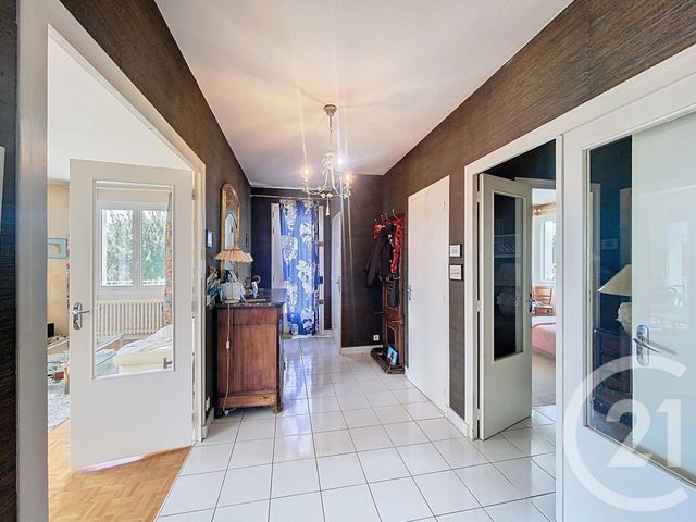 maison à vendre - 6 pièces - 154.75 m2 - GANNAT - 03 - AUVERGNE - Century 21 Lefèbvre Immobilier