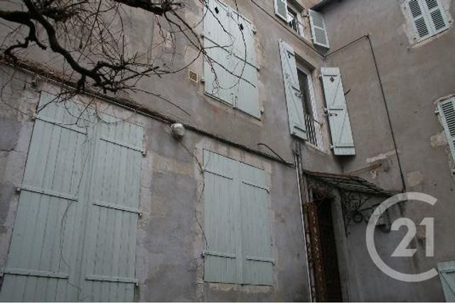Appartement F3 à louer - 4 pièces - 92.0 m2 - GANNAT - 03 - AUVERGNE - Century 21 Lefèbvre Immobilier