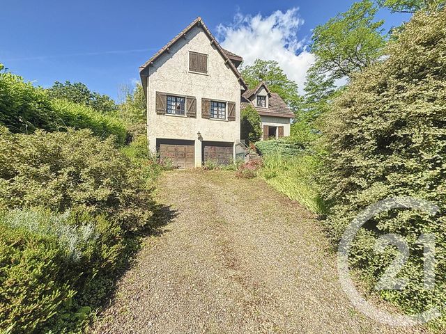 maison à vendre - 6 pièces - 143.45 m2 - GANNAT - 03 - AUVERGNE - Century 21 Lefèbvre Immobilier