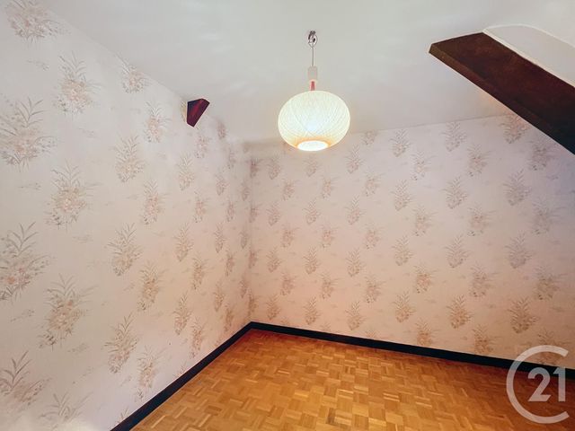 maison à vendre - 6 pièces - 143.45 m2 - GANNAT - 03 - AUVERGNE - Century 21 Lefèbvre Immobilier