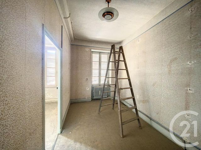 maison à vendre - 6 pièces - 132.3 m2 - GANNAT - 03 - AUVERGNE - Century 21 Lefèbvre Immobilier