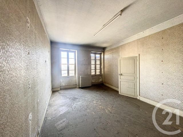 maison à vendre - 6 pièces - 132.3 m2 - GANNAT - 03 - AUVERGNE - Century 21 Lefèbvre Immobilier