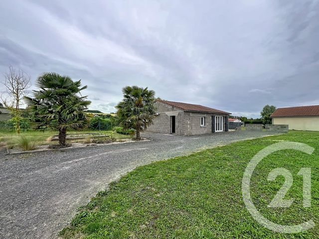 maison à vendre - 3 pièces - 85.0 m2 - BAS ET LEZAT - 63 - AUVERGNE - Century 21 Lefèbvre Immobilier