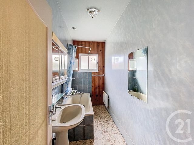 maison à vendre - 4 pièces - 70.0 m2 - ST BONNET DE ROCHEFORT - 03 - AUVERGNE - Century 21 Lefèbvre Immobilier