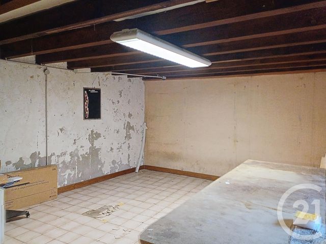 Afficher la photo en grand Appartement Autre à louer - 4 pièces - 130.18 m2 - AIGUEPERSE - 63 - AUVERGNE - Century 21 Lefèbvre Immobilier