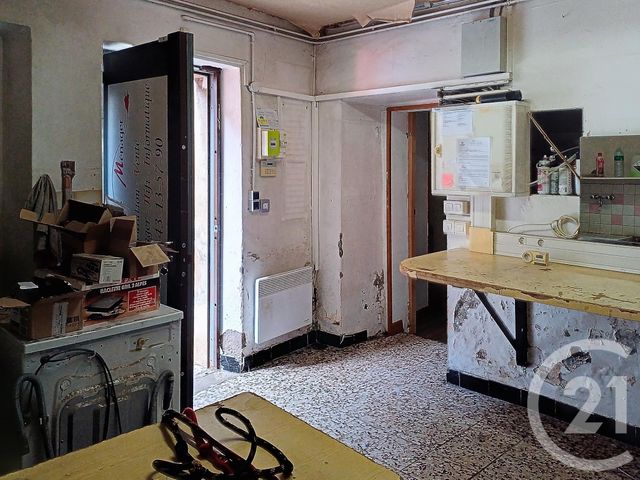 Afficher la photo en grand Appartement Autre à louer - 4 pièces - 130.18 m2 - AIGUEPERSE - 63 - AUVERGNE - Century 21 Lefèbvre Immobilier