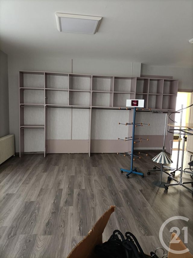 Appartement à louer - 2 pièces - 92.4 m2 - CHANTELLE - 03 - AUVERGNE - Century 21 Lefèbvre Immobilier