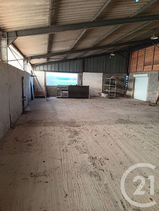 maison à vendre - 1 pièce - 580.0 m2 - ST QUINTIN SUR SIOULE - 63 - AUVERGNE - Century 21 Lefèbvre Immobilier