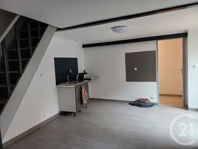 maison à vendre - 7 pièces - 140.0 m2 - EBREUIL - 03 - AUVERGNE - Century 21 Lefèbvre Immobilier