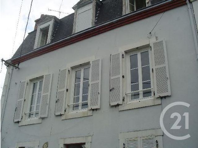 Appartement F4 à louer - 5 pièces - 80.0 m2 - GANNAT - 03 - AUVERGNE - Century 21 Lefèbvre Immobilier