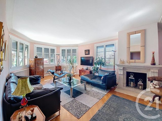 maison à vendre - 7 pièces - 230.31 m2 - AIGUEPERSE - 63 - AUVERGNE - Century 21 Lefèbvre Immobilier