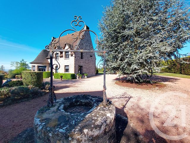 maison à vendre - 7 pièces - 230.31 m2 - AIGUEPERSE - 63 - AUVERGNE - Century 21 Lefèbvre Immobilier