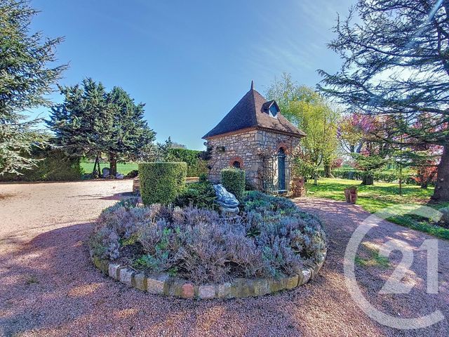 maison à vendre - 7 pièces - 230.31 m2 - AIGUEPERSE - 63 - AUVERGNE - Century 21 Lefèbvre Immobilier