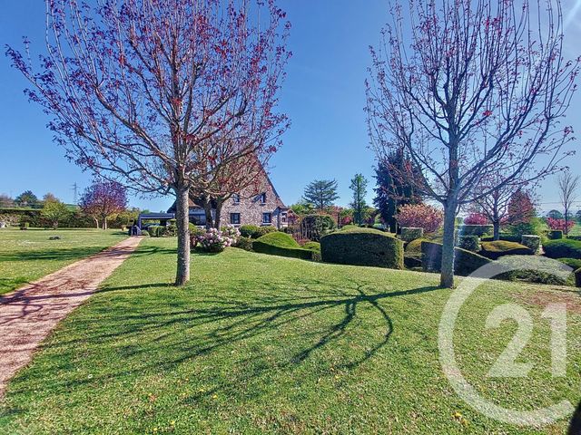 maison à vendre - 7 pièces - 230.31 m2 - AIGUEPERSE - 63 - AUVERGNE - Century 21 Lefèbvre Immobilier