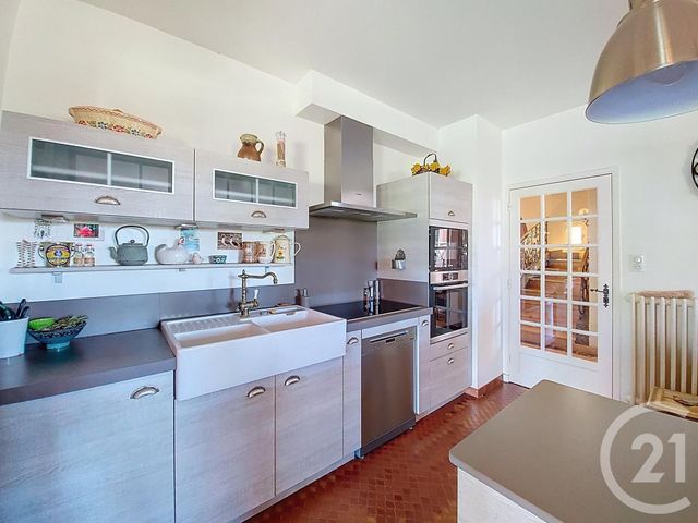 maison à vendre - 7 pièces - 230.31 m2 - AIGUEPERSE - 63 - AUVERGNE - Century 21 Lefèbvre Immobilier