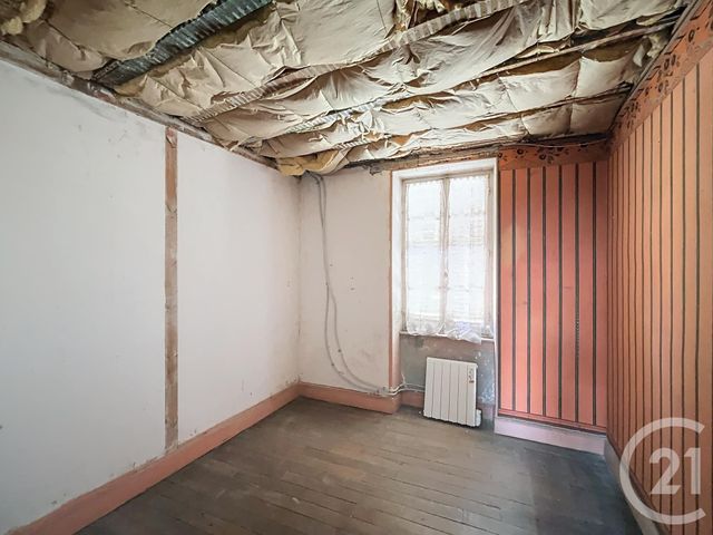 maison à vendre - 7 pièces - 144.0 m2 - EBREUIL - 03 - AUVERGNE - Century 21 Lefèbvre Immobilier