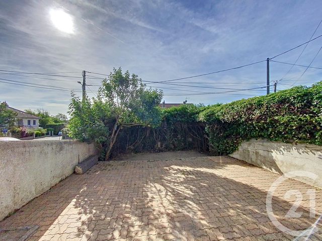 maison à vendre - 4 pièces - 103.0 m2 - GANNAT - 03 - AUVERGNE - Century 21 Lefèbvre Immobilier