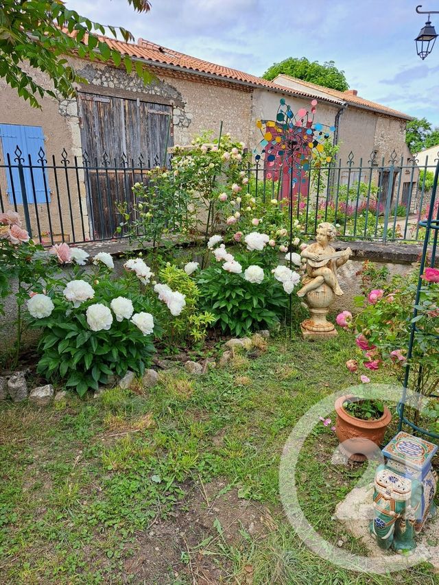 maison à vendre - 6 pièces - 218.0 m2 - CHARROUX - 03 - AUVERGNE - Century 21 Lefèbvre Immobilier