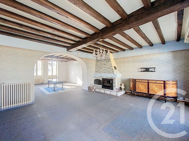 maison à vendre - 6 pièces - 218.0 m2 - CHARROUX - 03 - AUVERGNE - Century 21 Lefèbvre Immobilier