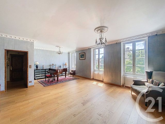 maison à vendre - 6 pièces - 218.0 m2 - CHARROUX - 03 - AUVERGNE - Century 21 Lefèbvre Immobilier