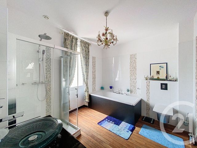 maison à vendre - 6 pièces - 218.0 m2 - CHARROUX - 03 - AUVERGNE - Century 21 Lefèbvre Immobilier