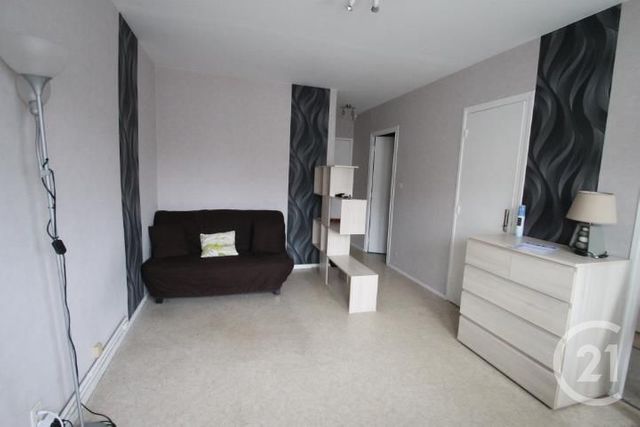 Appartement à louer - 2 pièces - 23.0 m2 - VICHY - 03 - AUVERGNE - Century 21 Lefèbvre Immobilier