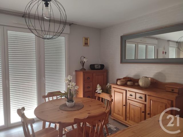 maison à louer - 3 pièces - 59.13 m2 - GANNAT - 03 - AUVERGNE - Century 21 Lefèbvre Immobilier