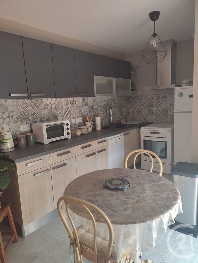 maison à louer - 3 pièces - 59.13 m2 - GANNAT - 03 - AUVERGNE - Century 21 Lefèbvre Immobilier