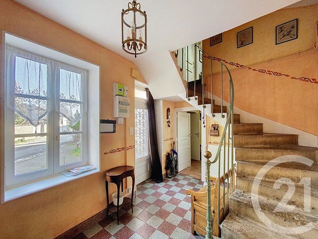 maison à vendre - 10 pièces - 300.0 m2 - CHARROUX - 03 - AUVERGNE - Century 21 Lefèbvre Immobilier