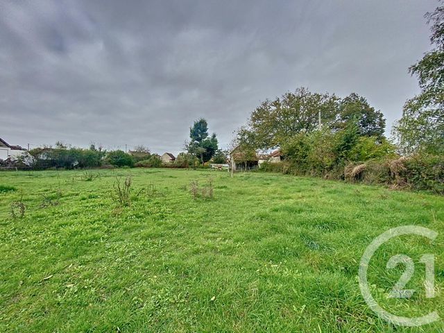 terrain à vendre - 1000.0 m2 - BUSSIERES ET PRUNS - 63 - AUVERGNE - Century 21 Lefèbvre Immobilier