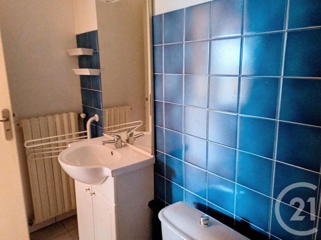 Appartement à louer - 2 pièces - 45.83 m2 - GANNAT - 03 - AUVERGNE - Century 21 Lefèbvre Immobilier