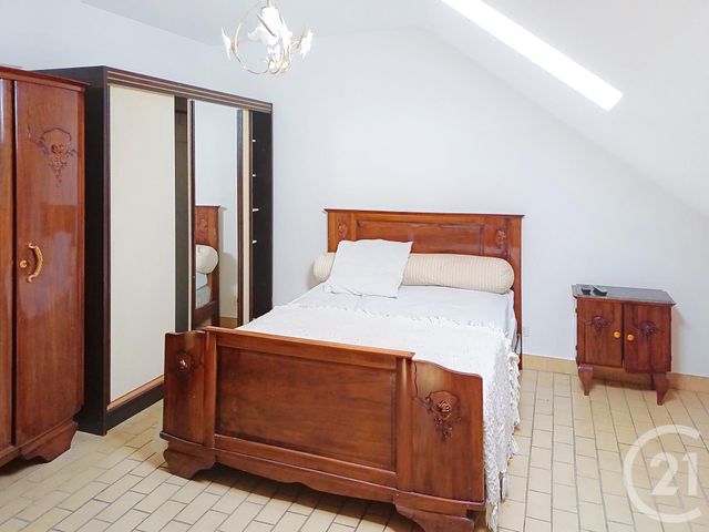 Appartement F1 bis à louer - 2 pièces - 43.21 m2 - GANNAT - 03 - AUVERGNE - Century 21 Lefèbvre Immobilier