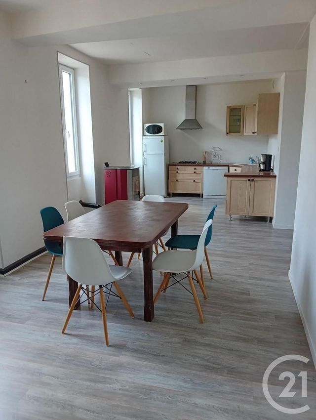 Appartement F3 bis à louer - 3 pièces - 95.44 m2 - BROUT VERNET - 03 - AUVERGNE - Century 21 Lefèbvre Immobilier