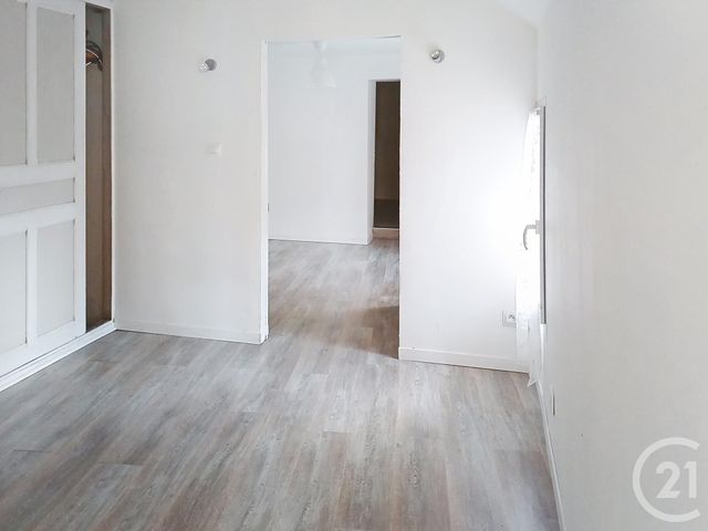 Appartement F3 bis à louer - 3 pièces - 95.44 m2 - BROUT VERNET - 03 - AUVERGNE - Century 21 Lefèbvre Immobilier
