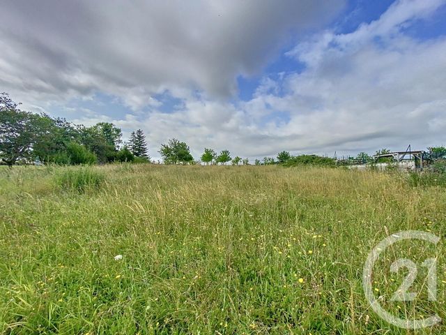 terrain à vendre - 1700.0 m2 - BEGUES - 03 - AUVERGNE - Century 21 Lefèbvre Immobilier
