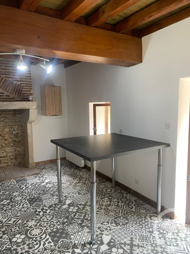 maison à louer - 4 pièces - 87.5 m2 - VENDAT - 03 - AUVERGNE - Century 21 Lefèbvre Immobilier