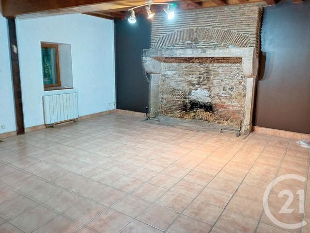 maison à louer - 4 pièces - 87.5 m2 - VENDAT - 03 - AUVERGNE - Century 21 Lefèbvre Immobilier