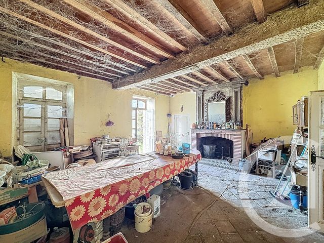 maison à vendre - 9 pièces - 196.06 m2 - EBREUIL - 03 - AUVERGNE - Century 21 Lefèbvre Immobilier