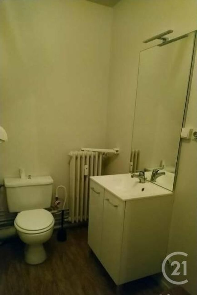 Appartement Studio à louer - 1 pièce - 33.0 m2 - CLERMONT FERRAND - 63 - AUVERGNE - Century 21 Lefèbvre Immobilier